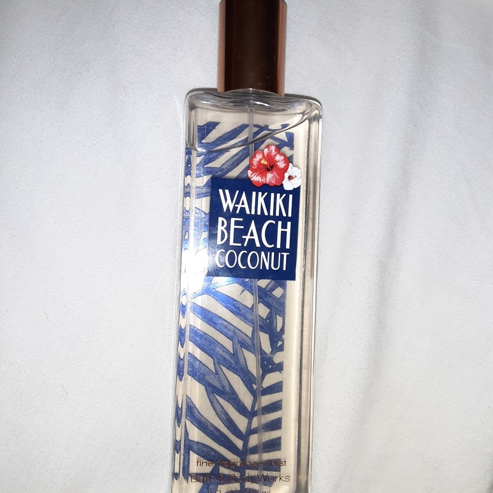 Waikiki beach coconut Bath and body works